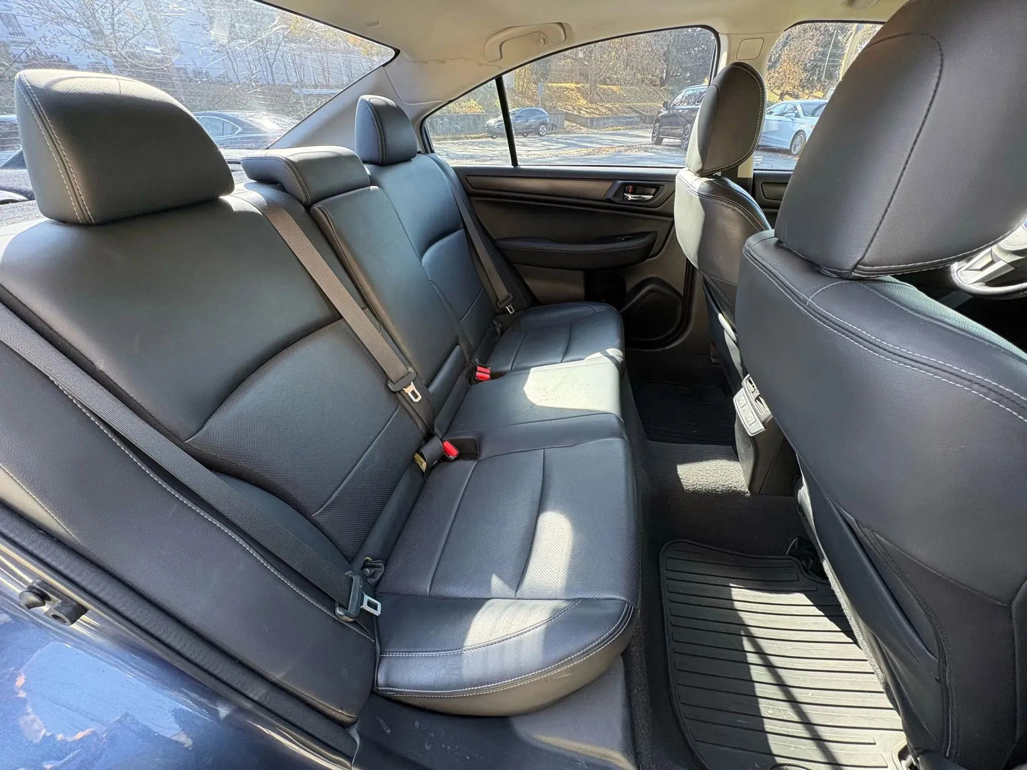 Used 2017 Subaru Legacy 2.5i Limited image 19