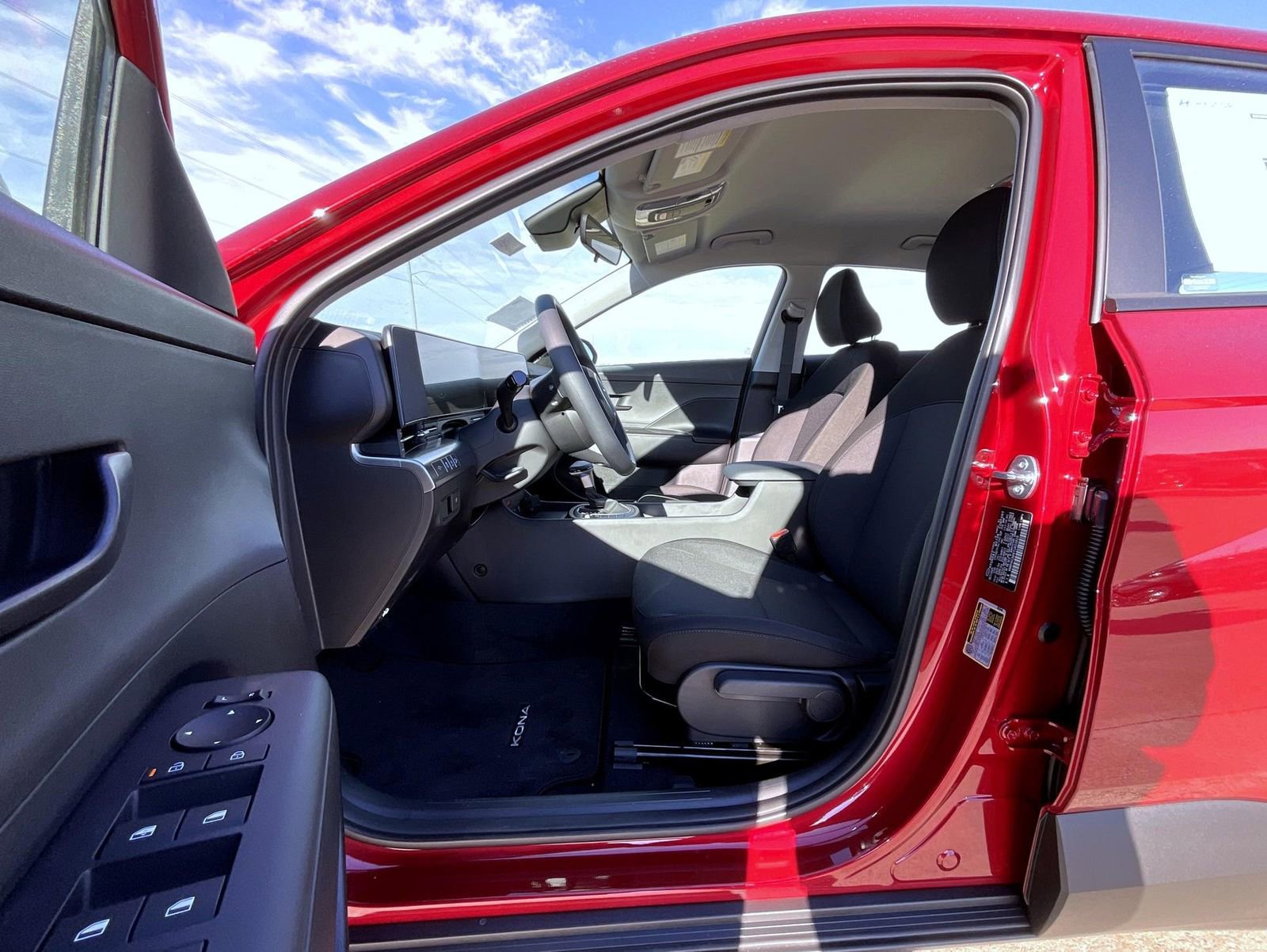 New 2026 Hyundai Kona SE image 10