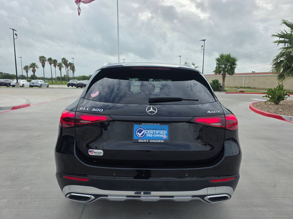 Used 2024 Mercedes-Benz GLC 300 4MATIC image 6