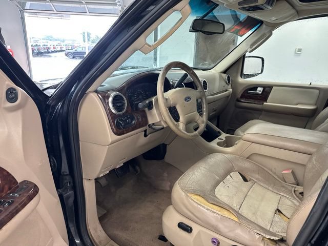 Used 2004 Ford Expedition Eddie Bauer AWD/4WD image 16