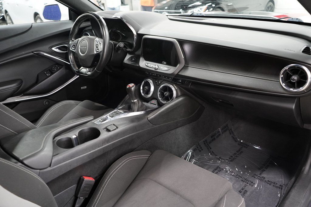 Used 2022 Chevrolet Camaro LT w/ Technology Package RWD image 22