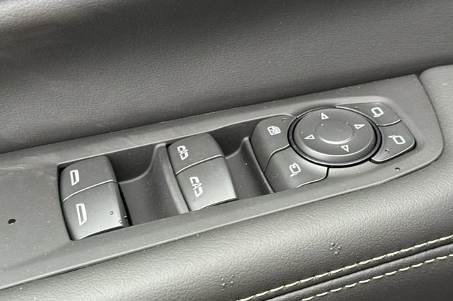 New 2026 GMC Yukon XL Elevation w/ Elevation Premium Package AWD/4WD image 12