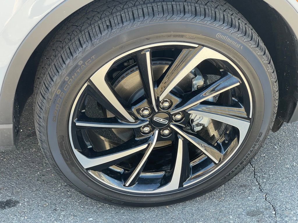 New 2026 Lincoln Corsair Reserve image 25