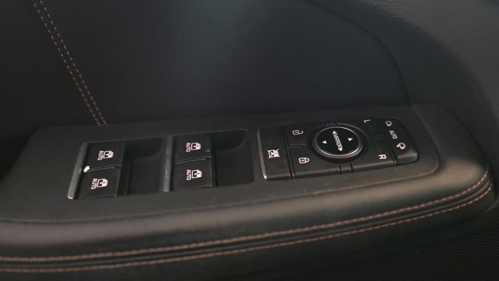 Used 2019 Genesis G80 3.3T Sport image 25