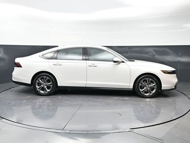 Used 2024 Honda Accord EX image 4