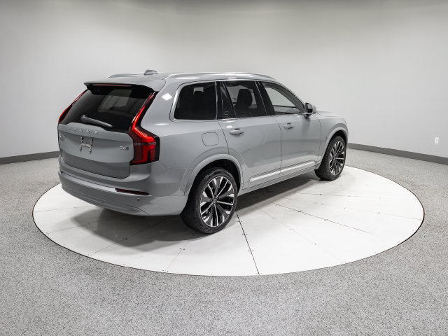 Used 2026 Volvo XC90 B6 Plus AWD/4WD image 32