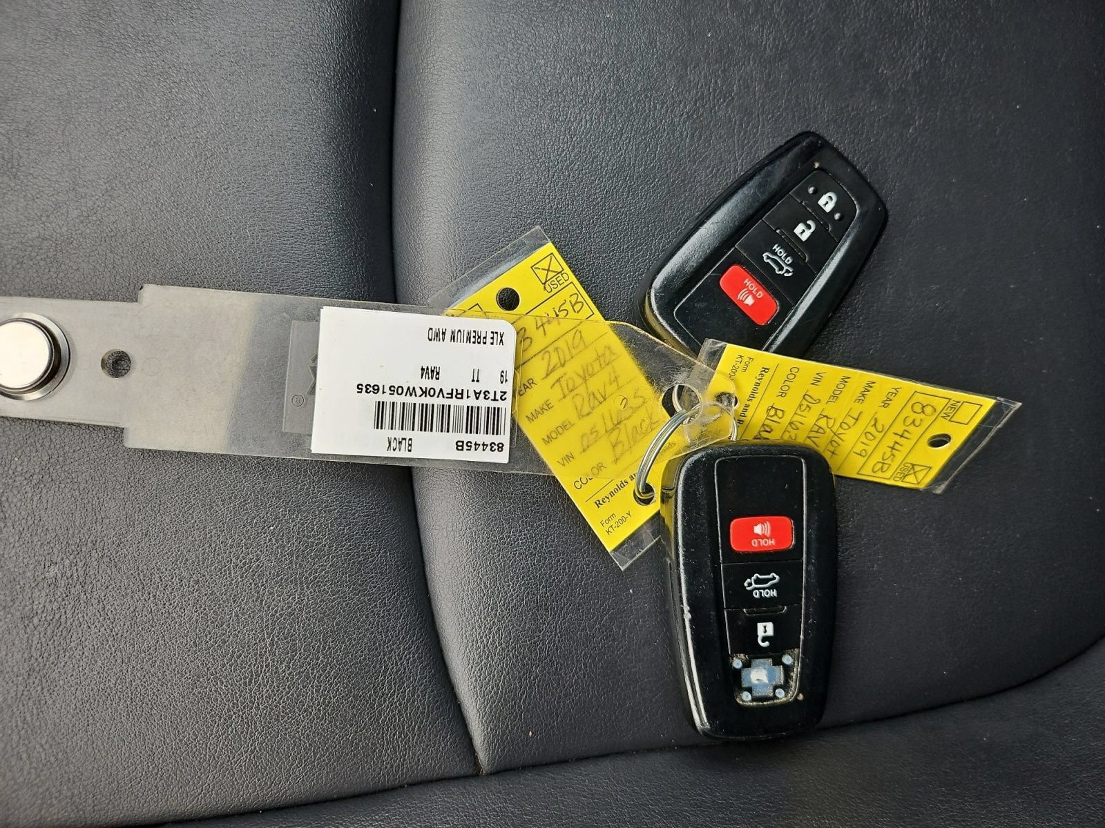 Used 2019 Toyota RAV4 XLE Premium w/ All Weather Liner Package AWD/4WD image 20