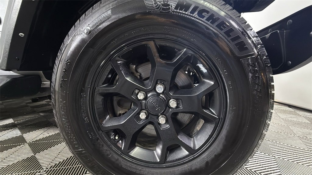 Used 2022 Jeep Wrangler Willys image 29