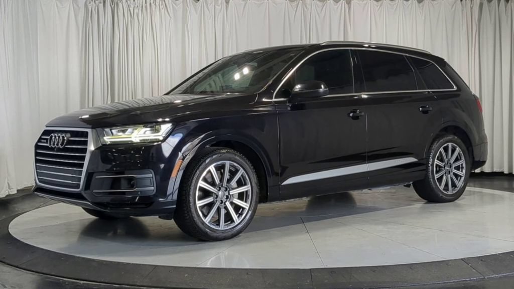 Used 2018 Audi Q7 3.0T Prestige AWD/4WD image 4