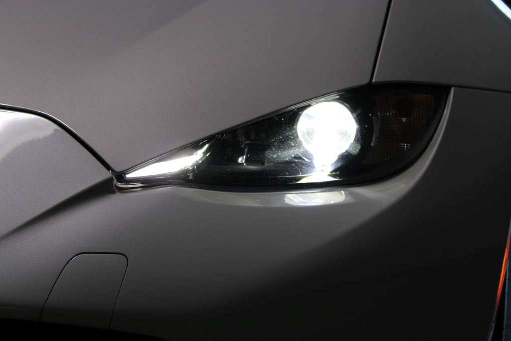 Used 2016 MAZDA MX-5 Miata Club RWD image 40