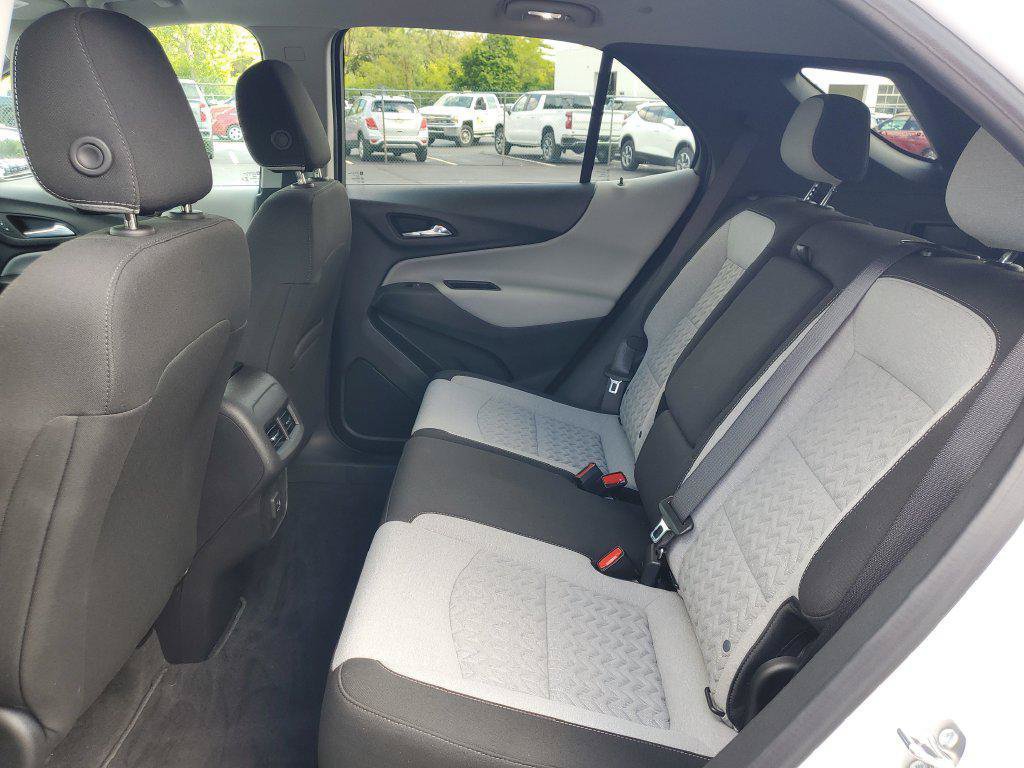 Used 2024 Chevrolet Equinox LT FWD image 28