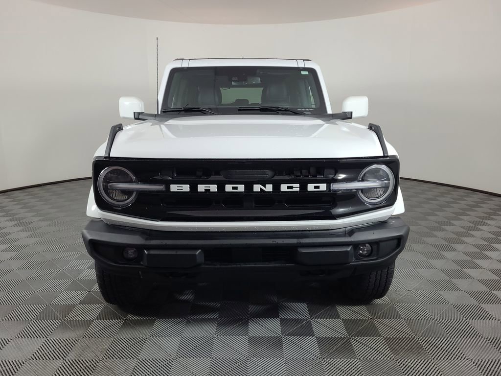 Used 2025 Ford Bronco Outer Banks AWD/4WD image 8