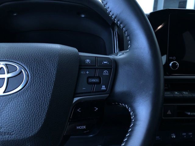 Certified 2025 Toyota Camry SE image 25