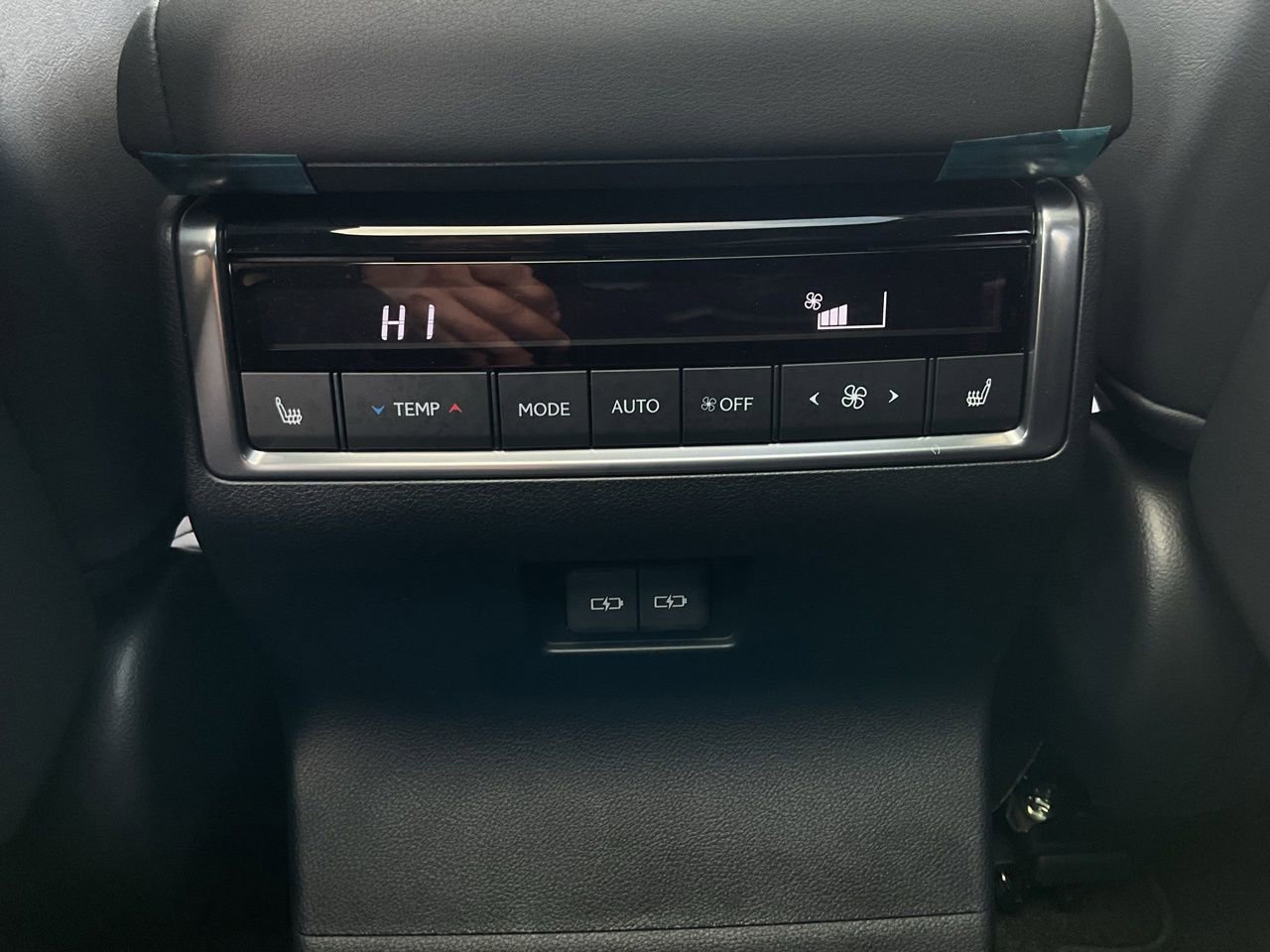 Used 2024 Lexus GX 550 w/ Accessory Package (Z1) AWD/4WD image 12