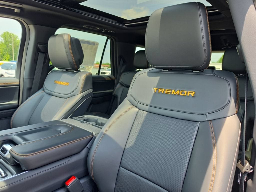 New 2027 Ford Expedition Tremor w/ Driver's Package AWD/4WD image 21
