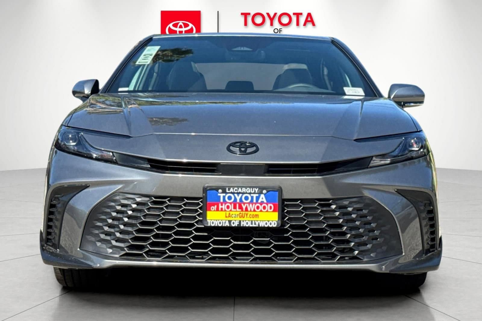New 2026 Toyota Camry SE FWD image 8