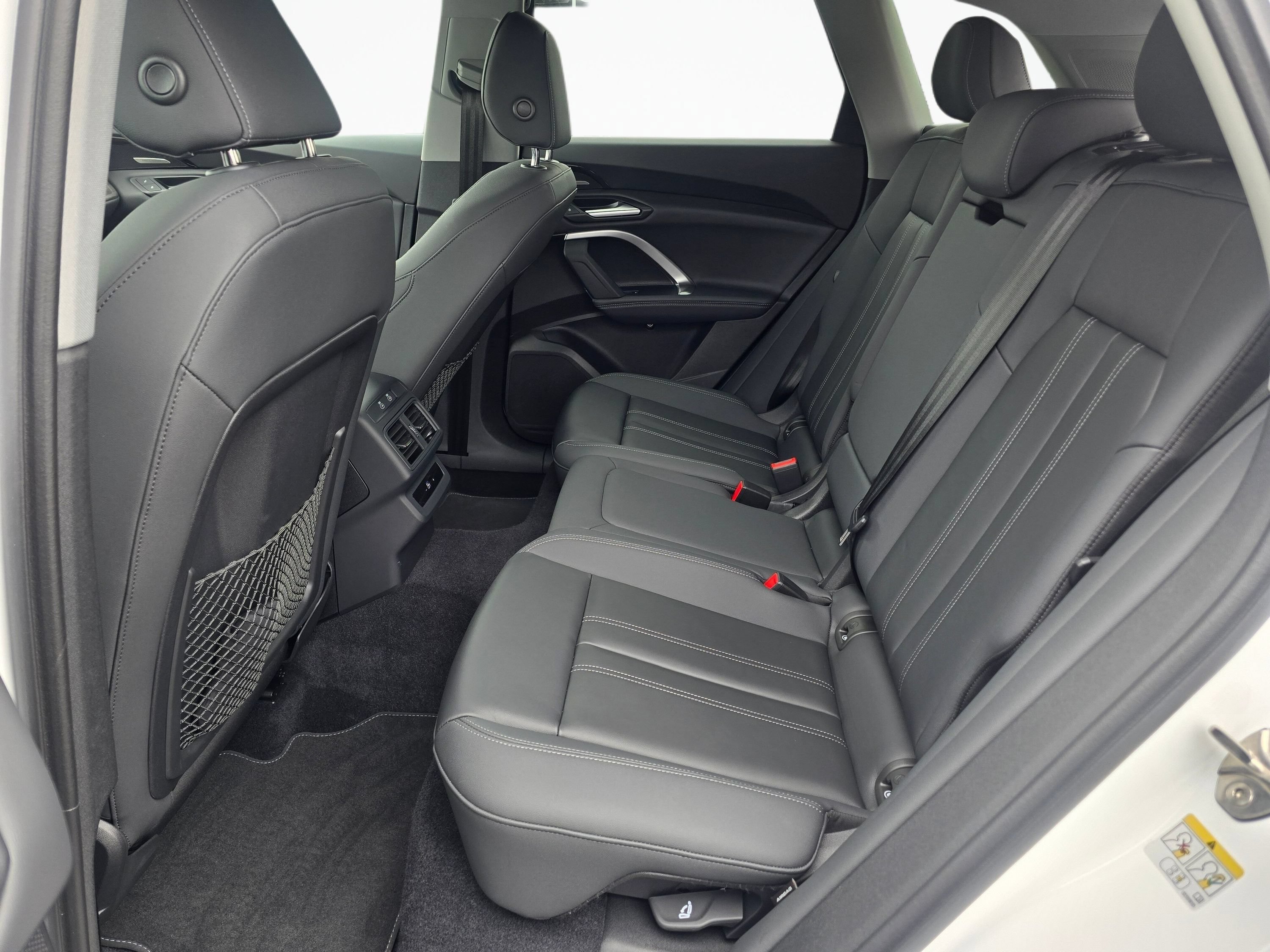 Certified 2025 Audi Q5 Premium Plus w/ Premium Plus AWD/4WD image 18