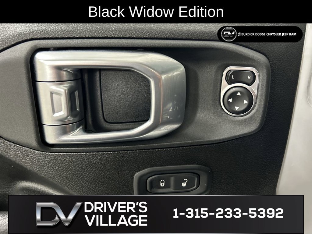 Used 2025 Jeep Wrangler Unlimited Sport AWD/4WD image 11