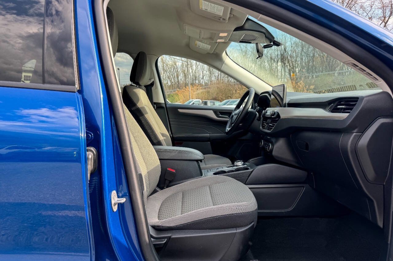 Used 2022 Ford Escape SE w/ Convenience Package AWD/4WD image 11