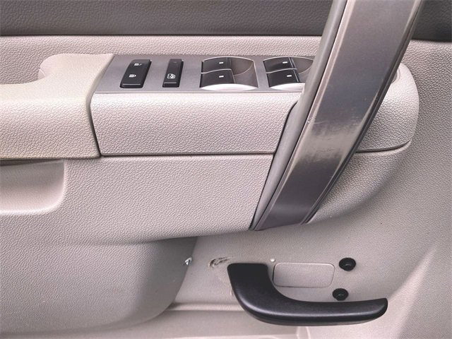 Used 2013 Chevrolet Silverado 2500 W/T w/ Snow Plow Prep Package image 20