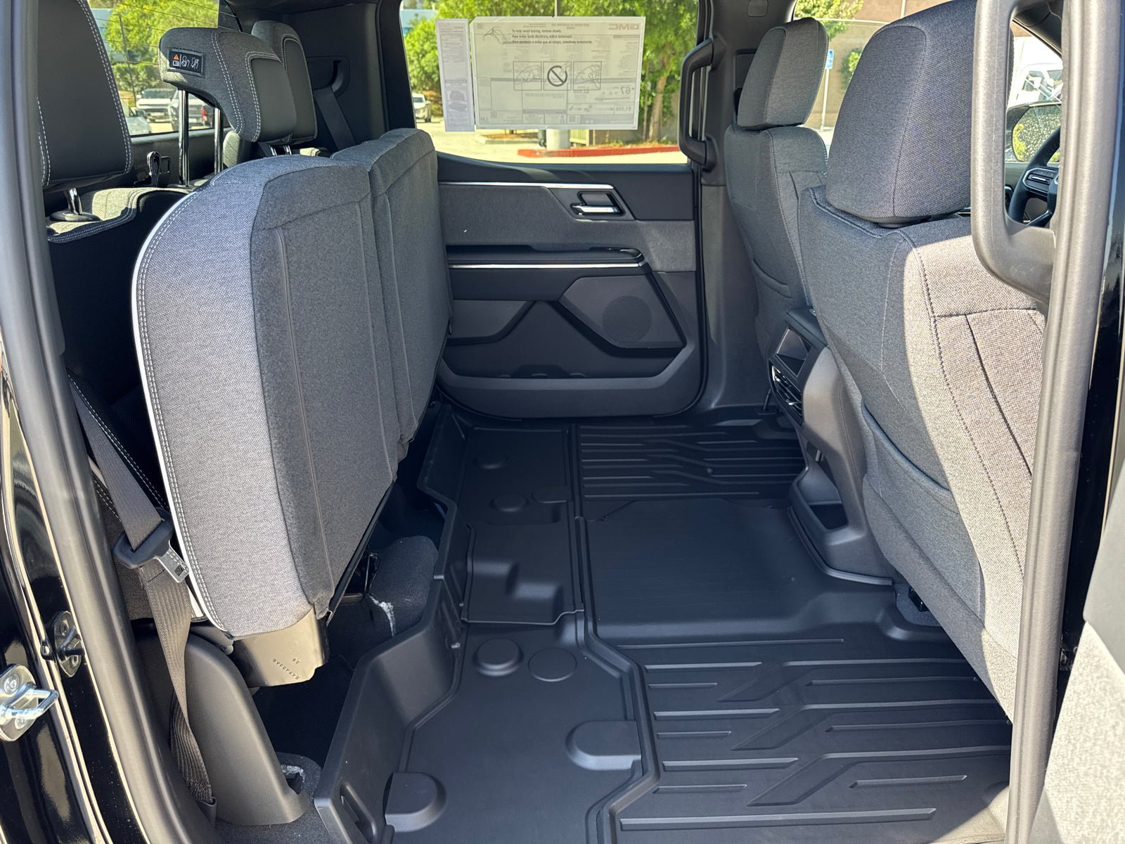 Used 2026 GMC Sierra EV Elevation AWD/4WD image 17
