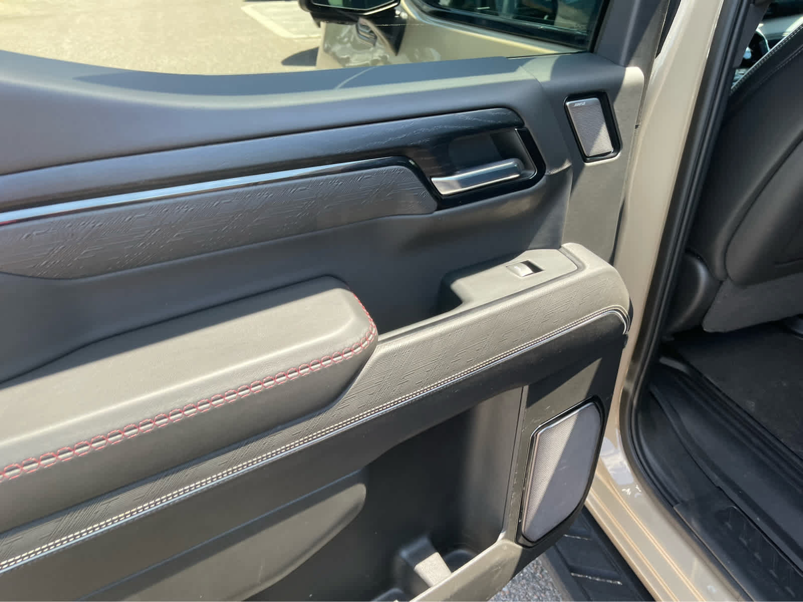 Used 2023 GMC Sierra 1500 AT4X AWD/4WD image 20