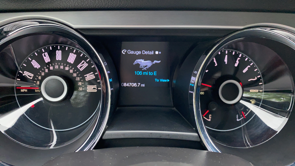 Used 2014 Ford Mustang Premium w/ Comfort Package RWD image 23