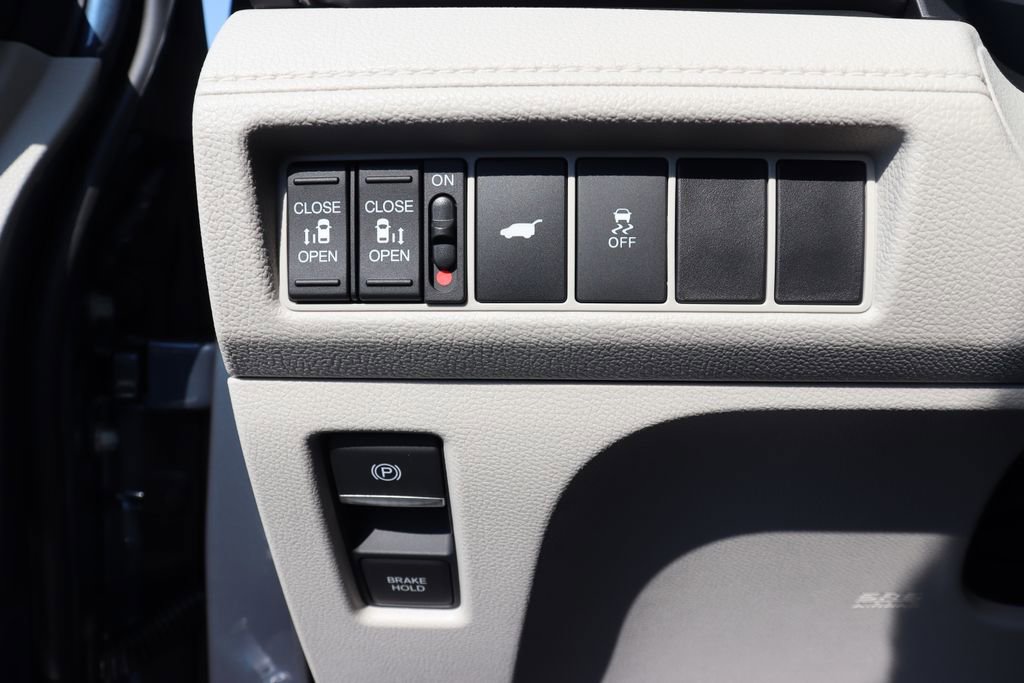 Certified 2026 Honda Odyssey EX-L image 30