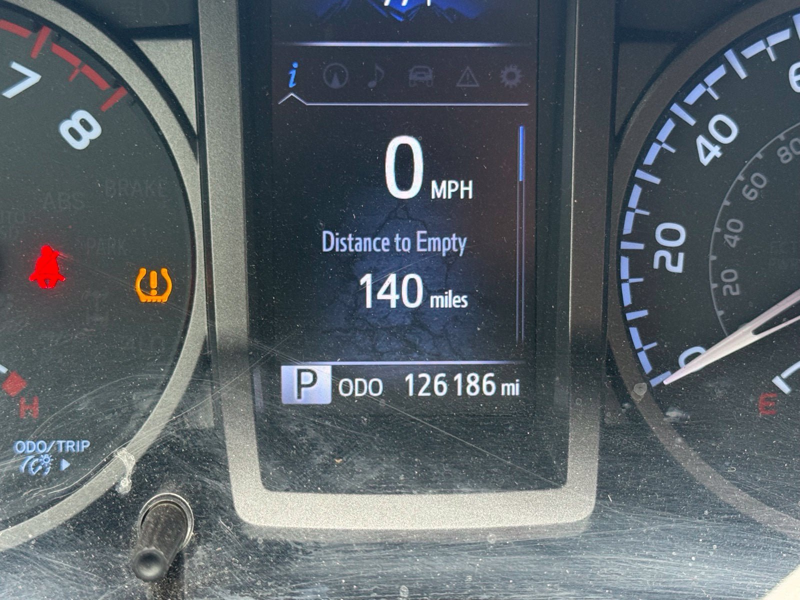 Used 2017 Toyota Tacoma TRD Off-Road AWD/4WD image 18