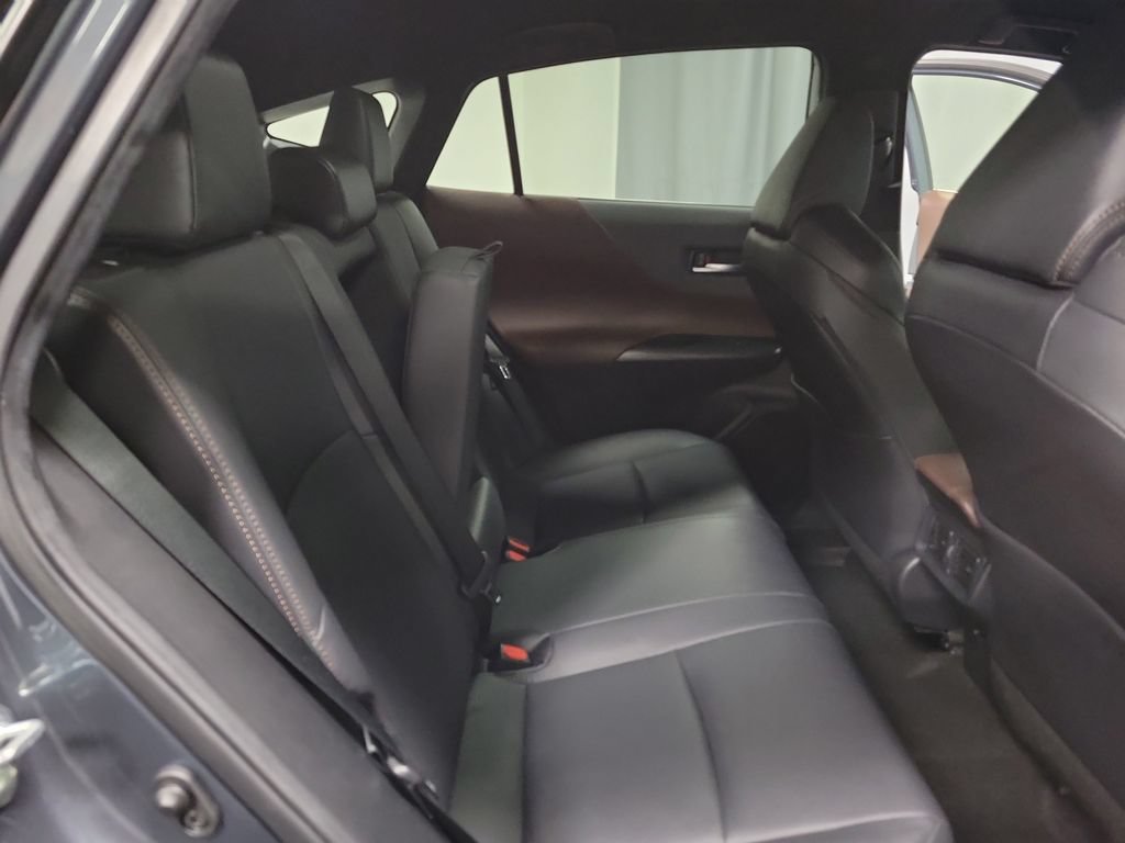 Used 2022 Toyota Venza XLE AWD/4WD image 29