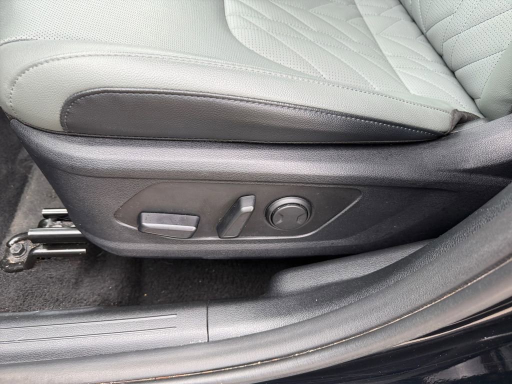 Used 2024 Kia Sportage X-Line w/ X-Line Premium Package image 13