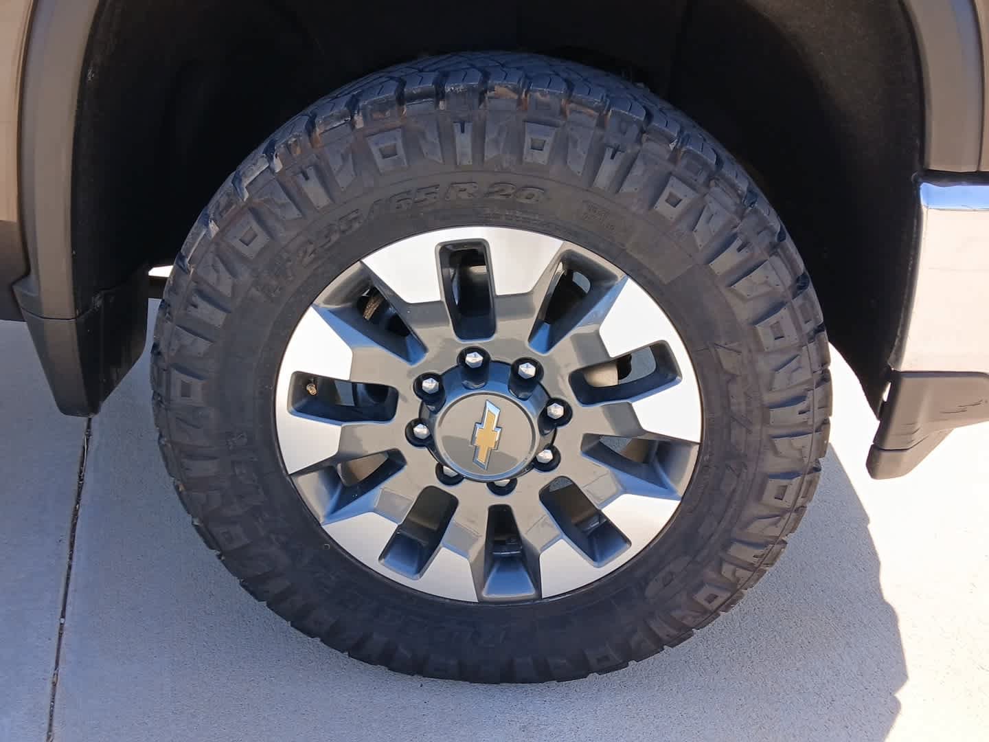 Used 2021 Chevrolet Silverado 2500 LT w/ Convenience Package AWD/4WD image 13