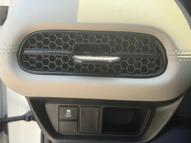 Certified 2025 Honda HR-V LX image 25