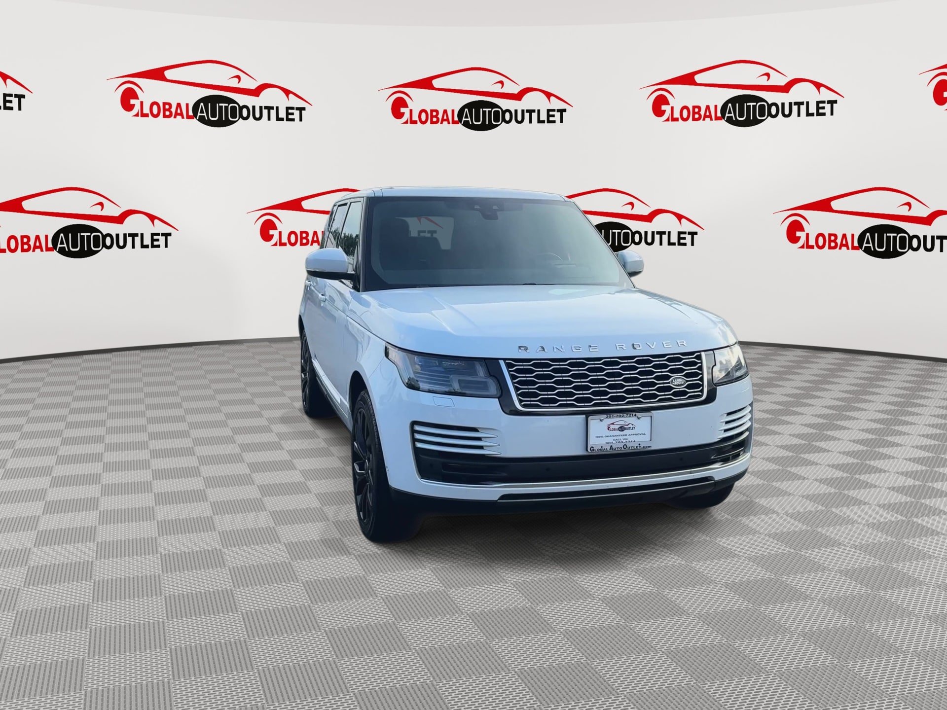 Used 2019 Land Rover Range Rover HSE AWD/4WD image 3