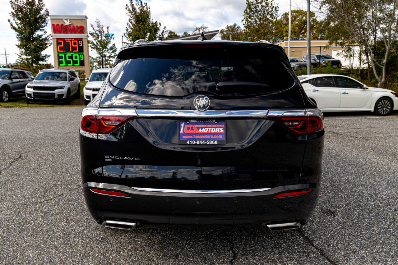 Used 2024 Buick Enclave Premium image 5