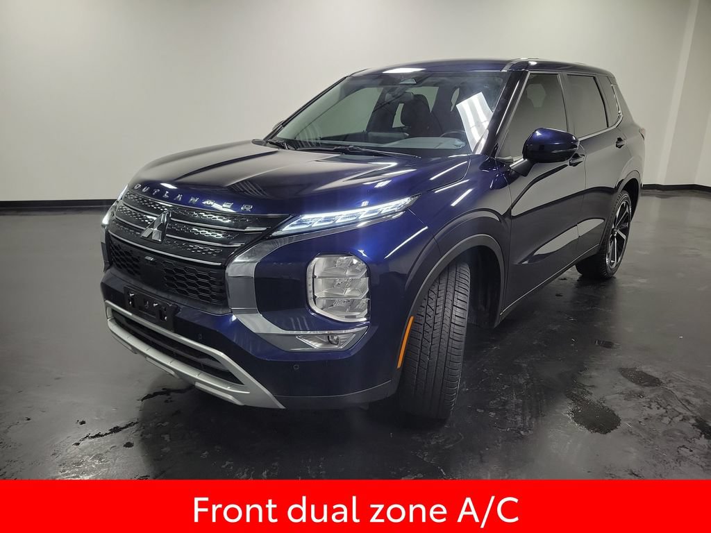 Used 2024 Mitsubishi Outlander SE AWD/4WD image 4