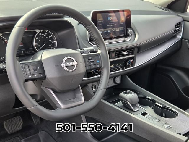 Used 2025 Nissan Rogue SV w/ SV Premium Package FWD image 10