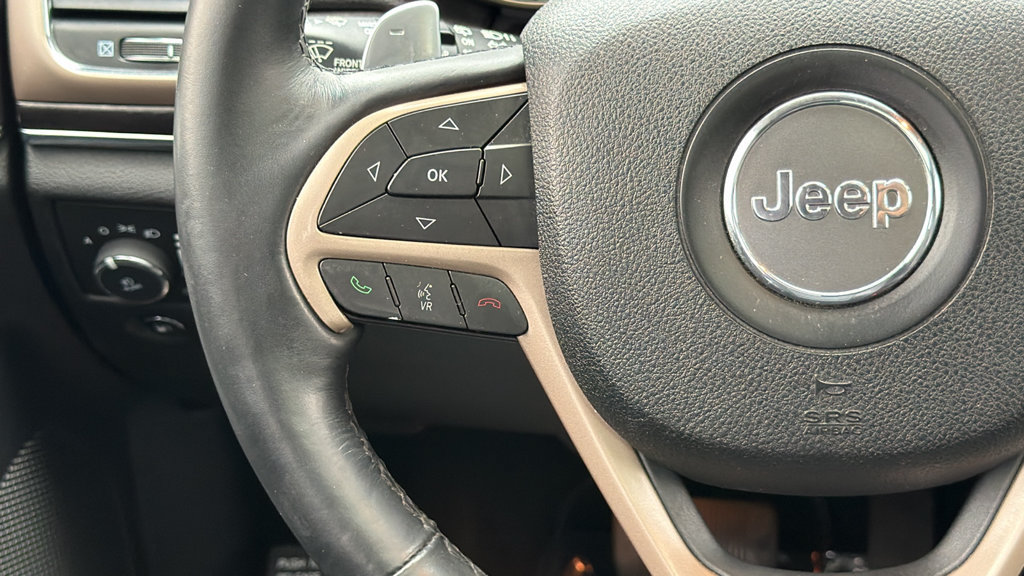 Used 2015 Jeep Grand Cherokee Limited w/ Luxury Group II AWD/4WD image 28