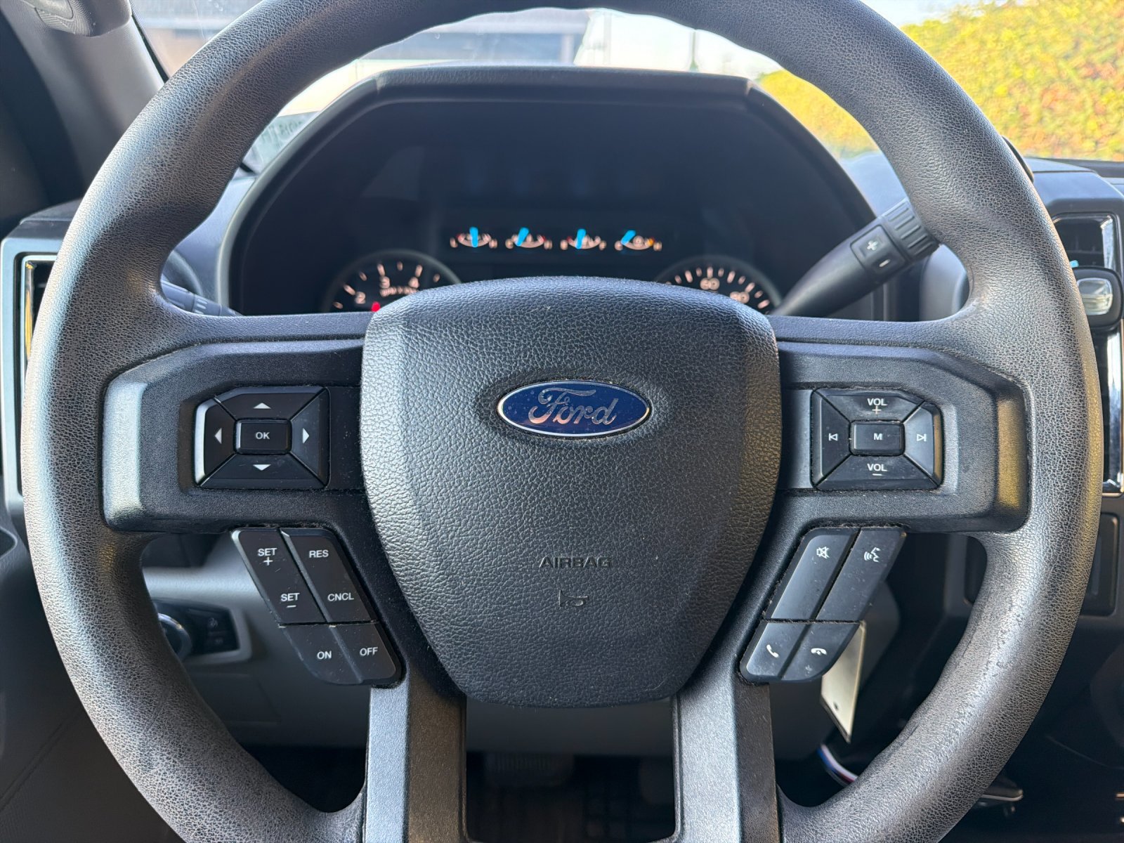 Used 2016 Ford F150 XLT AWD/4WD image 19