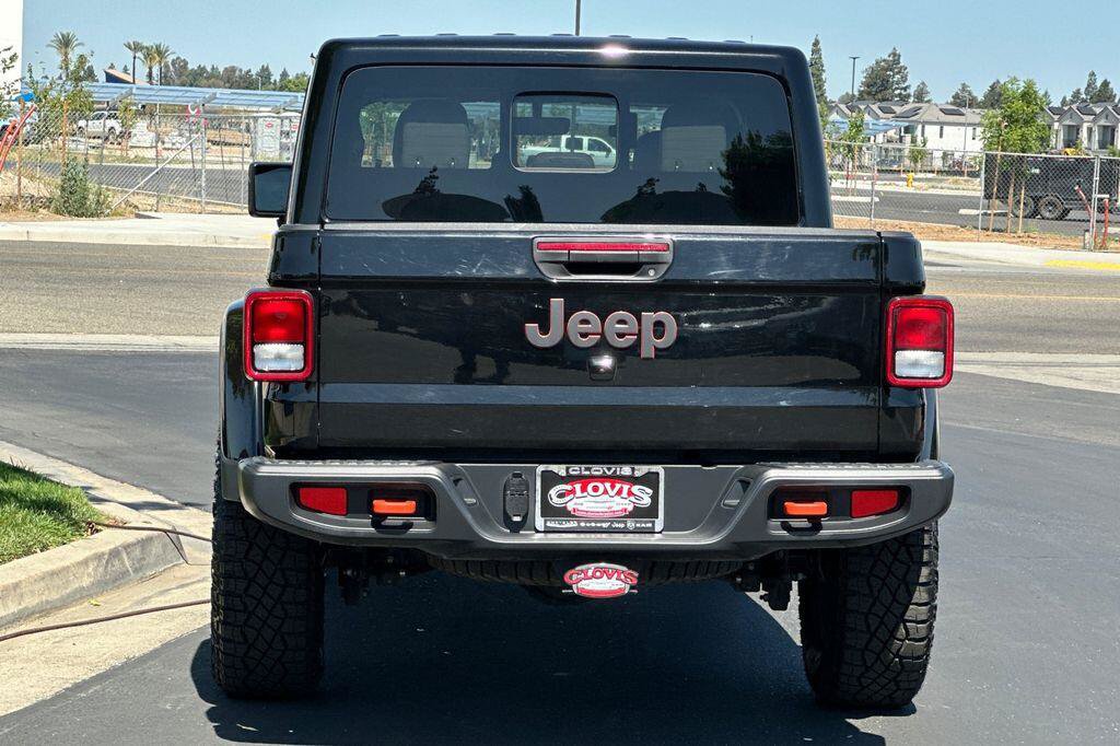 Used 2023 Jeep Gladiator Mojave w/ Cold Weather Group AWD/4WD image 5