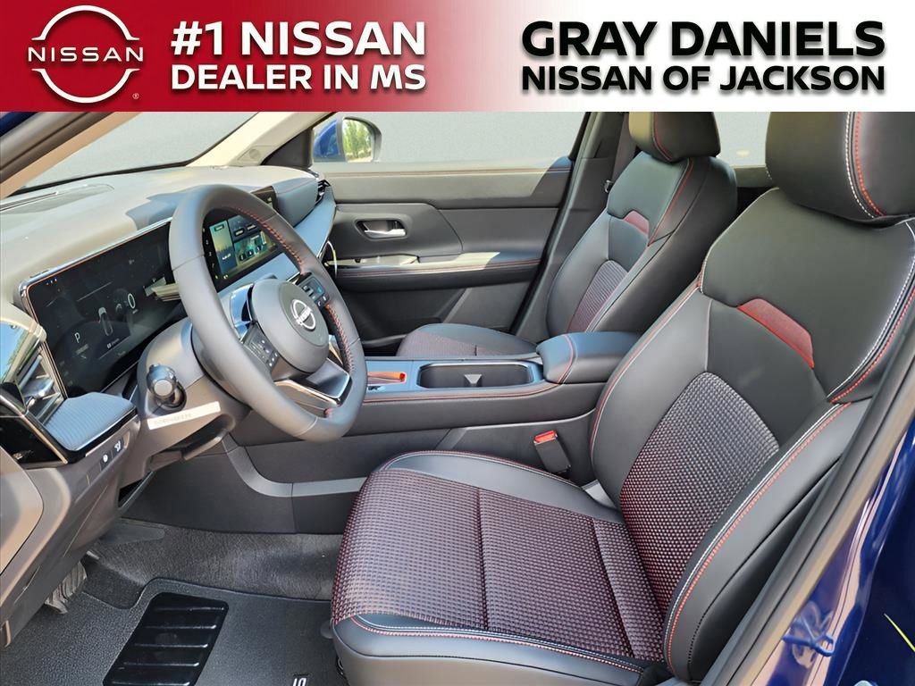 New 2025 Nissan Kicks SR image 7