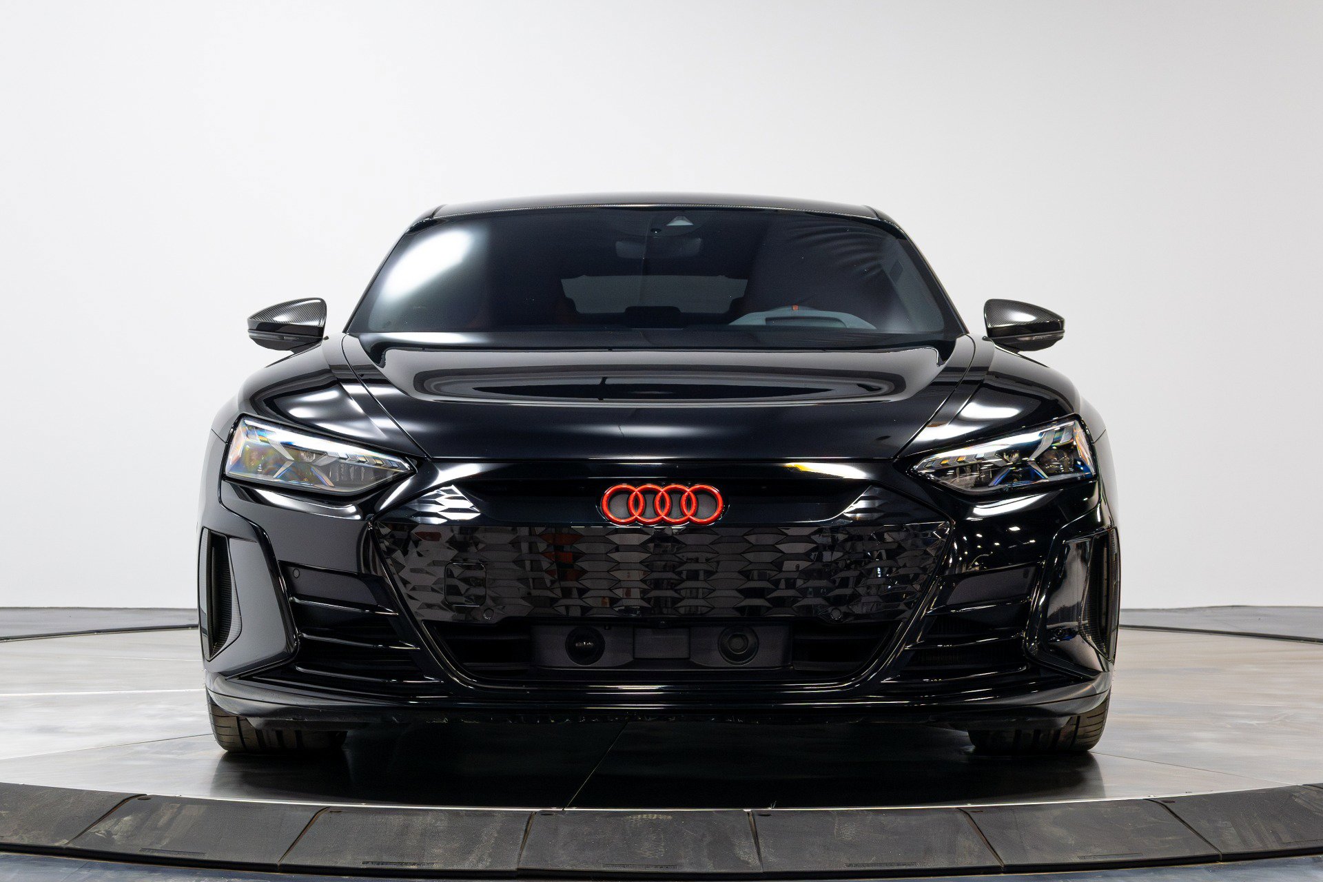 Used 2023 Audi RS e-tron GT image 40