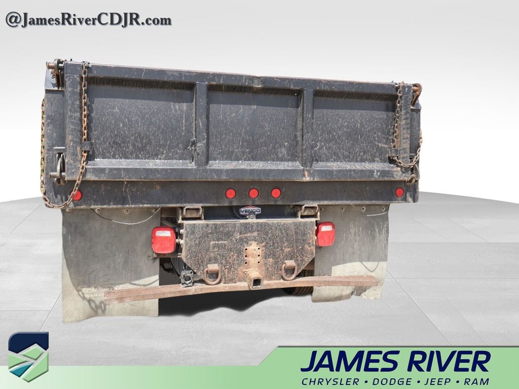Used 2022 RAM 5500 Tradesman w/ Chrome Appearance Group AWD/4WD image 16