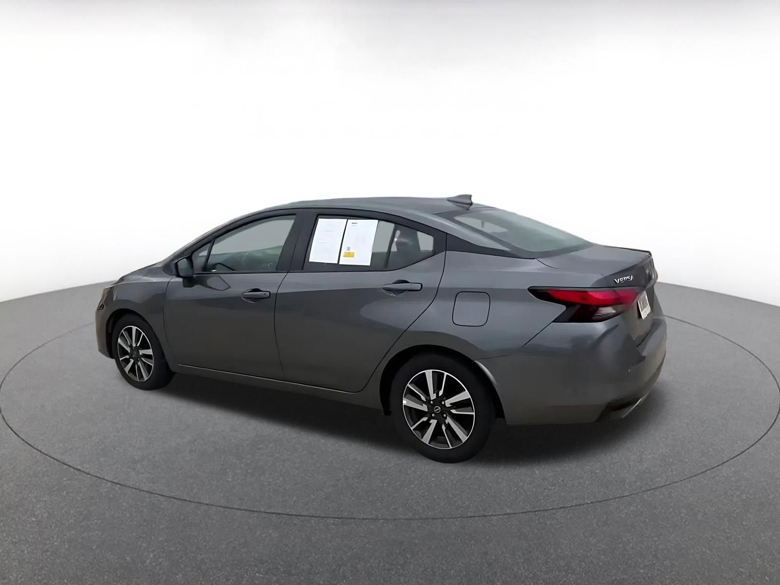 Used 2025 Nissan Versa SV FWD image 10