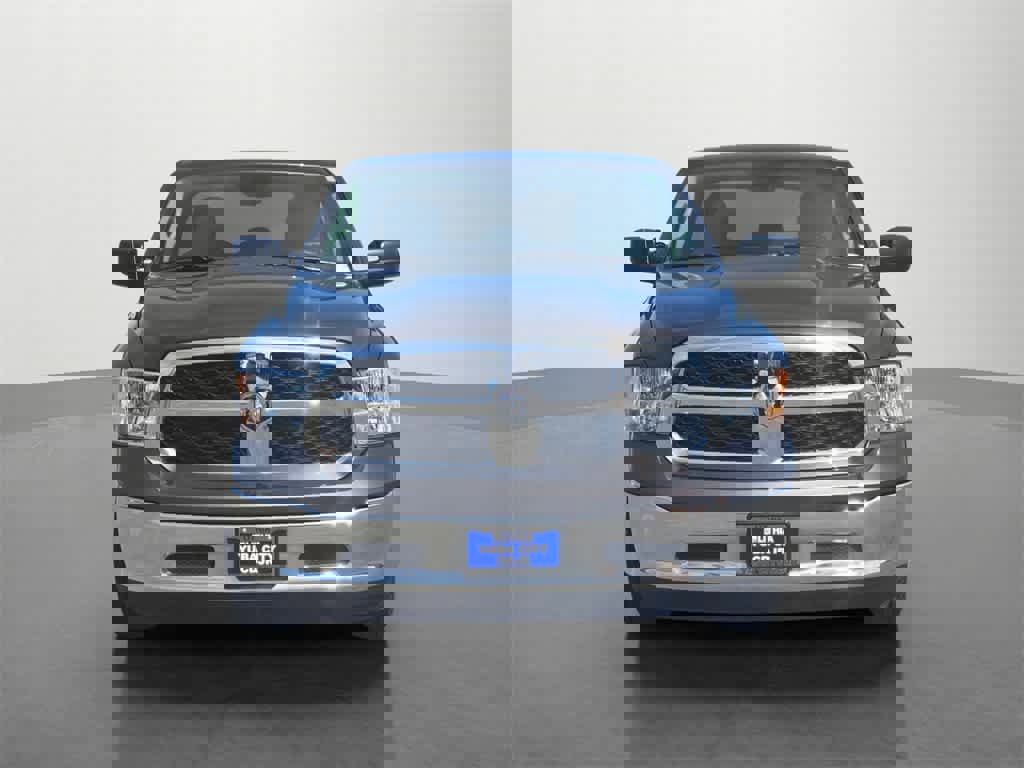 Used 2024 RAM 1500 Classic SLT image 2