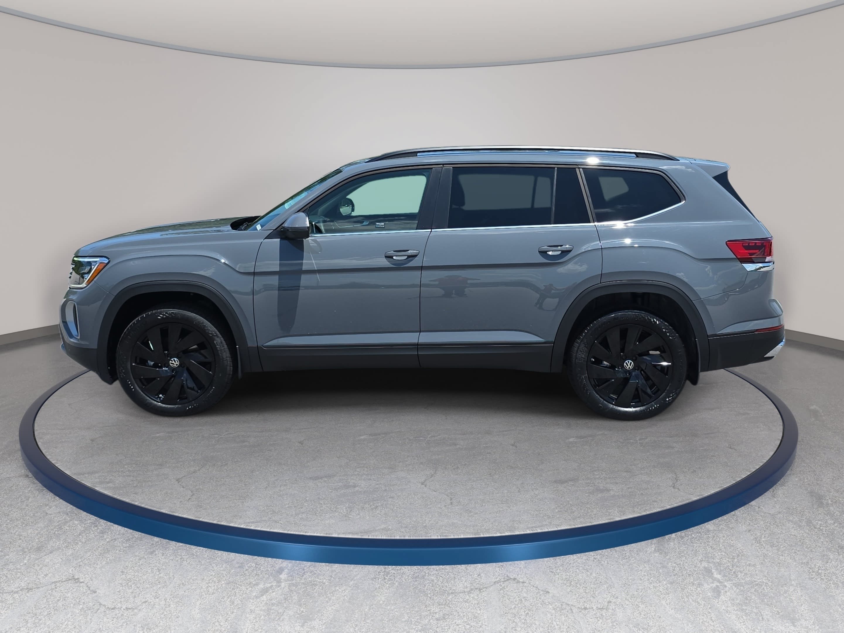 New 2026 Volkswagen Atlas SE FWD image 8