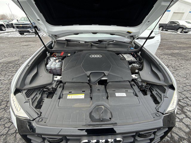 Used 2021 Audi Q8 Premium Plus image 18