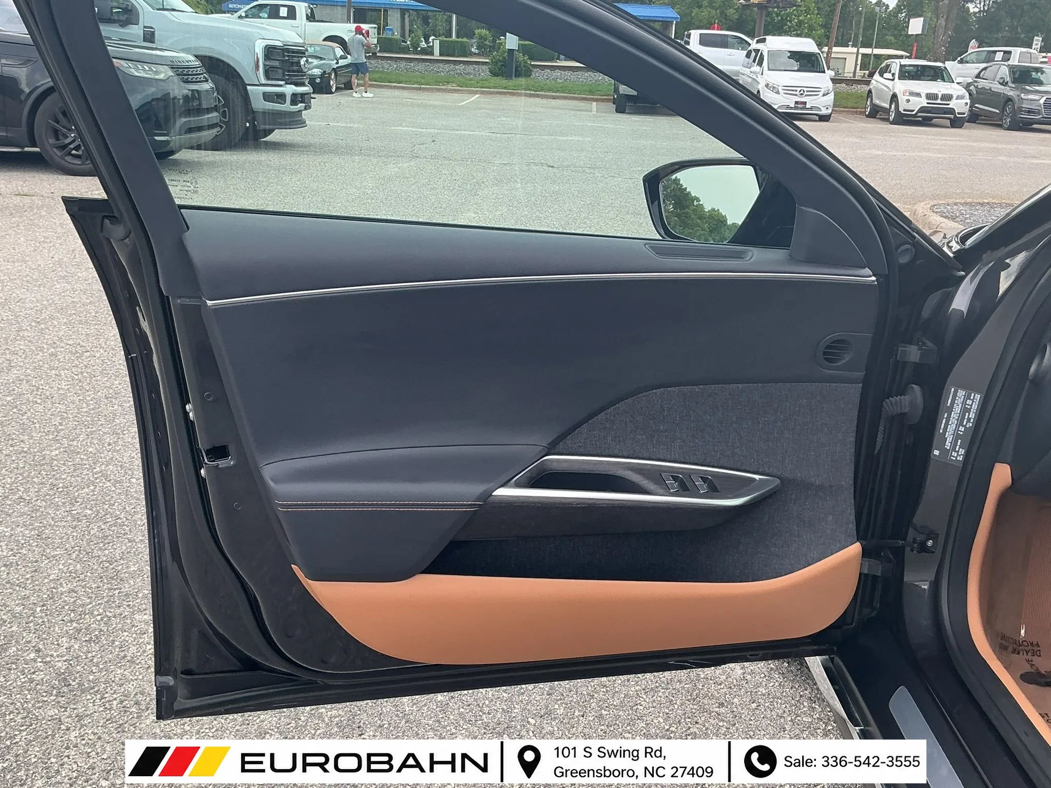 Used 2024 Lucid Air Touring AWD/4WD image 10