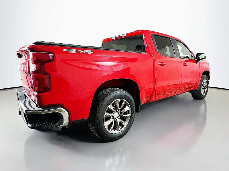 Used 2020 Chevrolet Silverado 1500 LT AWD/4WD image 7