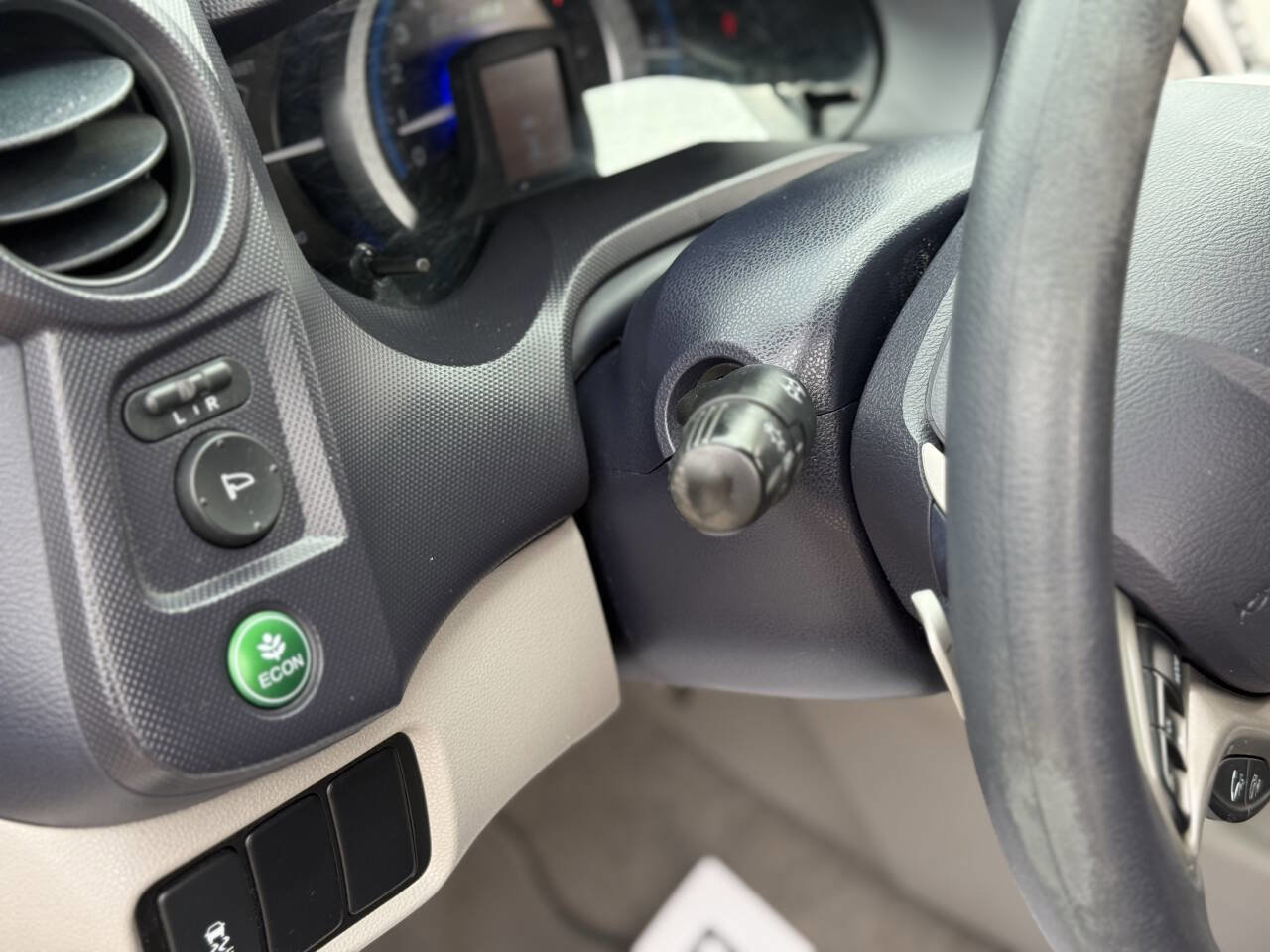 Used 2010 Honda Insight EX image 4